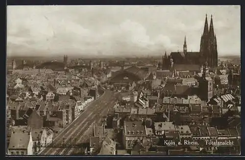 AK Köln, Blick aus der Vogelschau auf den Hauptbahnhof