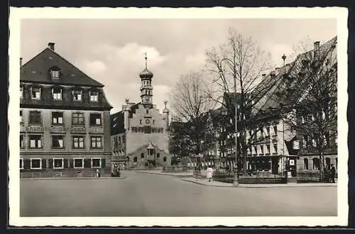 AK Kempten / Allgäu, Rathausplatz mit Grünbaum-Brauerei