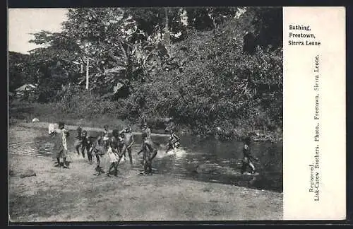 AK Freetown, Bathing