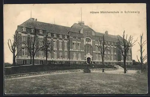 AK Schleswig, Höhere Mädchenschule