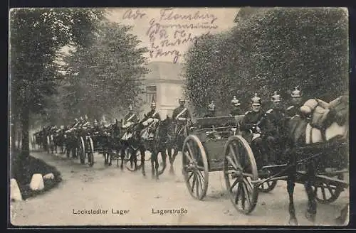 AK Lockstedt / Holst., Militärkonvoi auf der Lagerstrasse