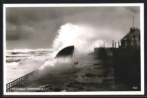 AK Westerland a. Sylt, Promenade während der Springflut 1954