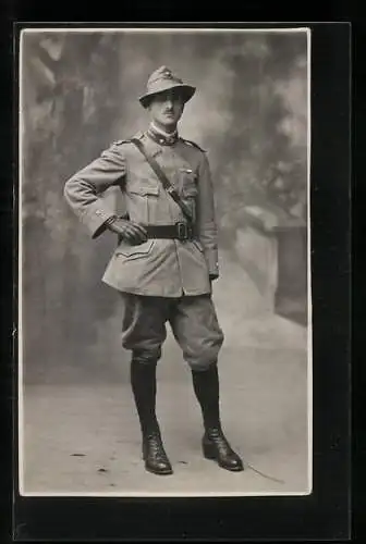 Foto-AK Italienischer Soldat in Uniform