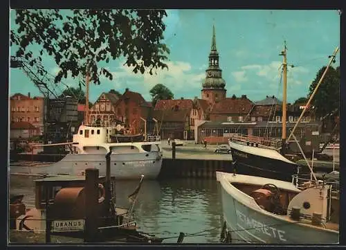 AK Stade /Elbe, Flussschiffe Hinrich Kolster Osten, Eleonore, Meta-Grete und Uranus am Industriehafen