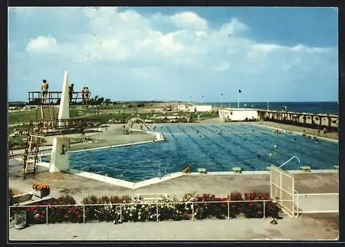 AK Dahme / Ostseebad, Blick über das Freibad