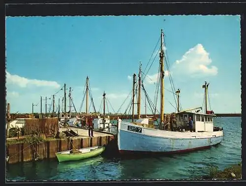 AK Grossenbrode, Fischkutter am Hafen