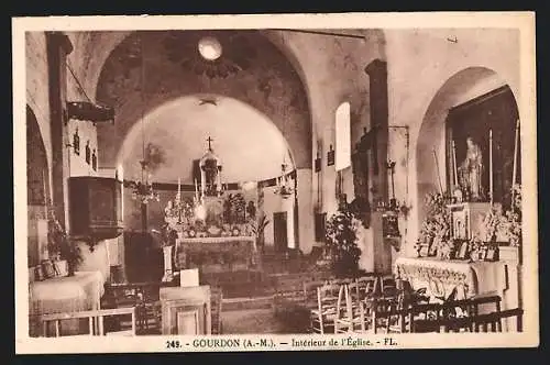 AK Gourdon /A.-M., Intérieur de l`Église