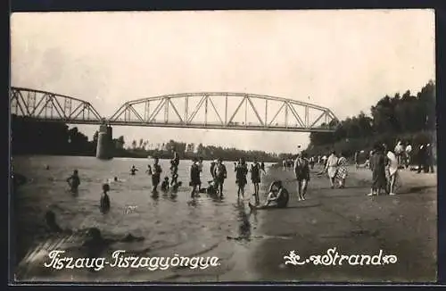 AK Tiszaug-Tiszagyöngye, Strand und Brücke