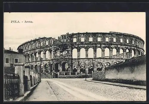 AK Pola, Blick zur Arena