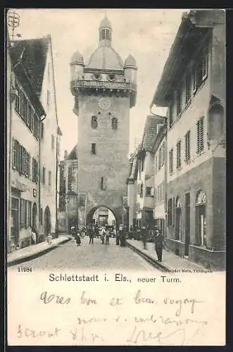 AK Schlettstadt i. Els., Passanten vor dem neuen Turm