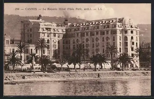 AK Cannes, Le Majestic Hôtel