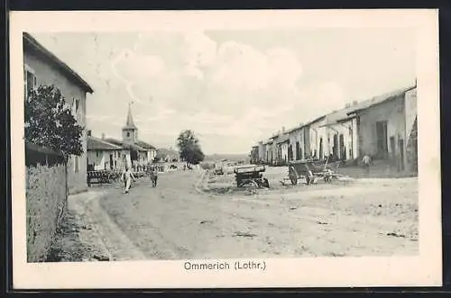 AK Ommerich /Lothr., Strassenpartie mit Blick zur Kirche