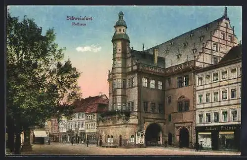 AK Schweinfurt, Rathaus mit Geschäft von August Fischer