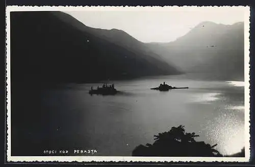 AK Perast, Panoramablick mit den zwei Inseln