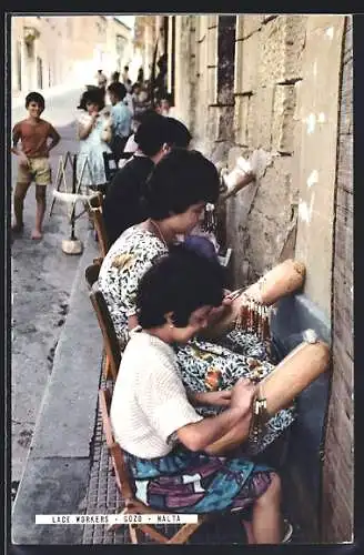 AK Gozo, Lace Workers