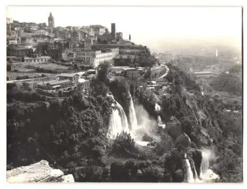 8 Fotografien unbekannter Fotograf, Ansicht Tivoli, Villa d`Este, Villa Hadriana, Pferdehirten mit Herden, Stadt