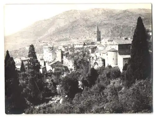 8 Fotografien unbekannter Fotograf, Ansicht Tivoli, Villa d`Este, Treppe zur Villa, Wasserfall, Blick auf die Stadt