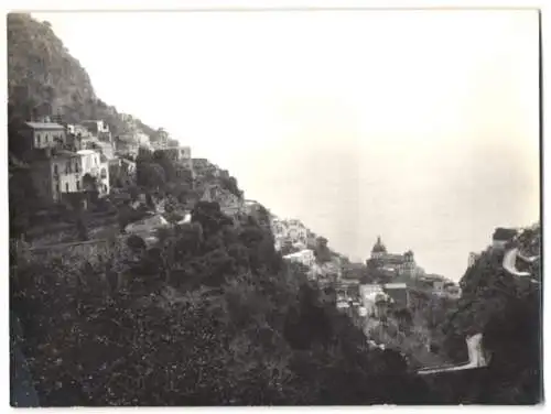 13 Fotografien unbekannter Fotograf, Ansicht Amalfi, Dom, Blick zum Hafen, Chiostro, Castello