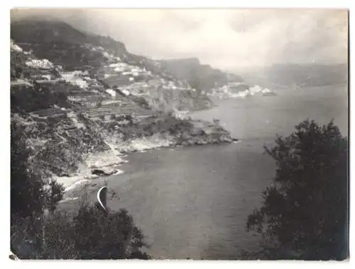 13 Fotografien unbekannter Fotograf, Ansicht Amalfi, Dom, Blick zum Hafen, Chiostro, Castello