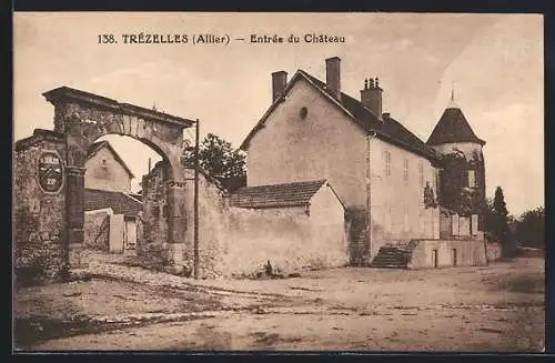 AK Trezelles /Allier, Entree du Chateau