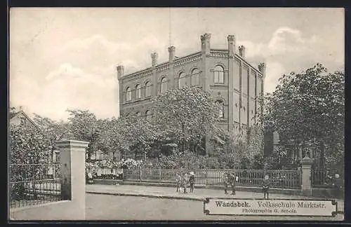 AK Hamburg-Wandsbek, Die Volksschule Marktstrasse