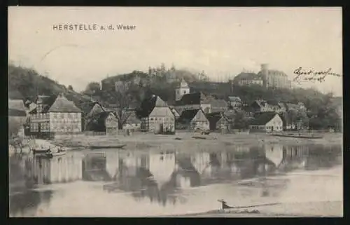 AK Herstelle /Weser, Ortspanorama vom Wasser aus