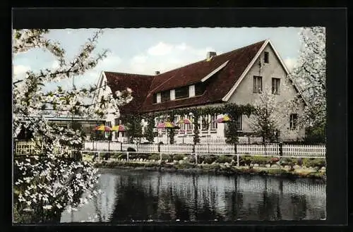 AK Steinkirchen / Lühe, Gartenhotel Das Alte Land