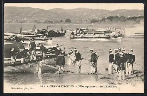 AK Juan-les-Pins, Débarquement de l`Escadre