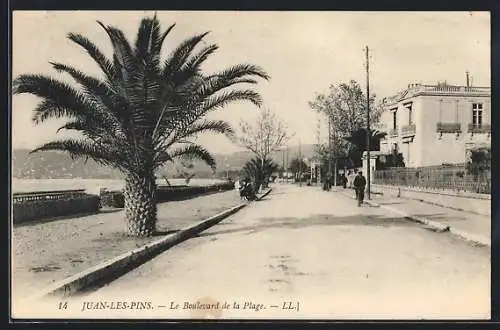 AK Juan-les-Pins, le boulevard de la Plage