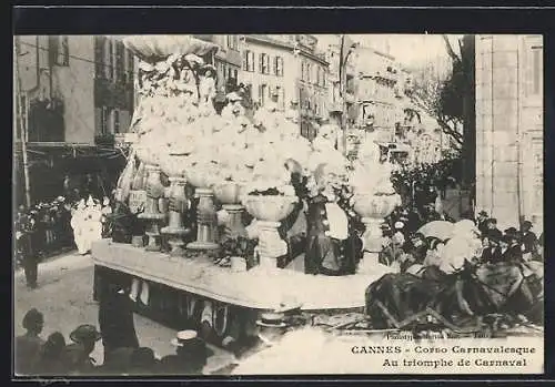 AK Cannes, Corso Carnavalesque, Au triomphe de Carnaval