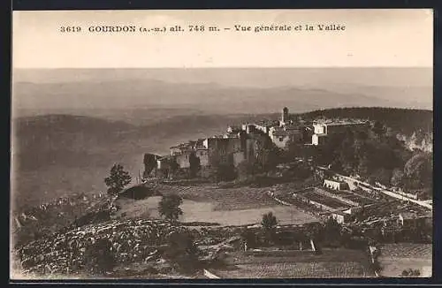 AK Gourdon, vue générale et la vallée