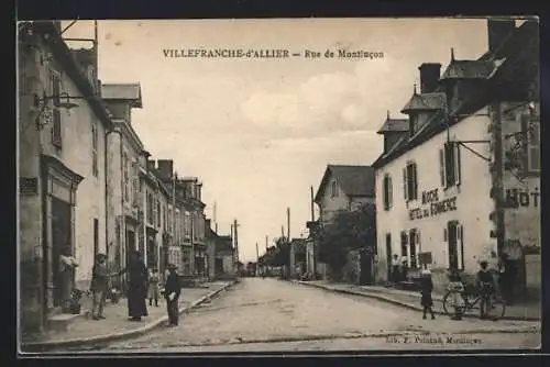 AK Villefranche-d`Allier, Rue de Montlucon, Hotel du Commerce