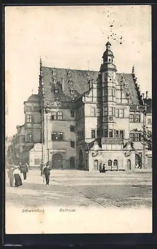 AK Schweinfurt, Rathaus mit Passanten