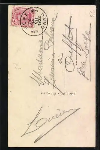 AK Ein junger belgischer Soldat in Uniform mit einem Strauss Blumen