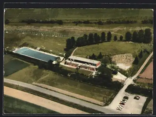 AK Delligsen b. Alfeld, Das Schwimmbad vom Flugzeug aus