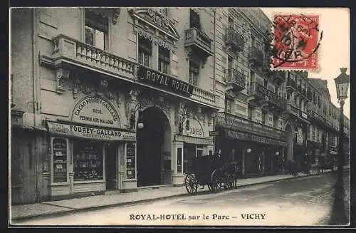 AK Vichy, Royal-Hotel sur le Parc