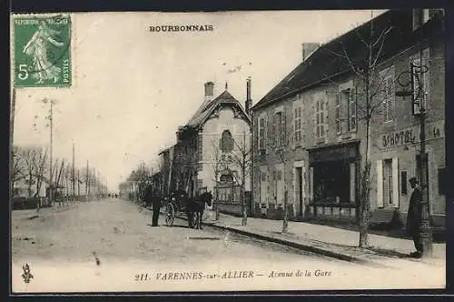 AK Varennes-sur-Allier, Avenue de al Gare