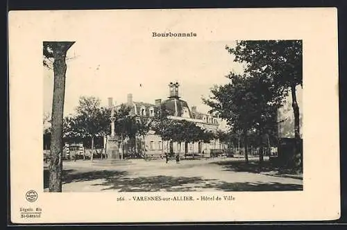 AK Varennes-sur-Allier, Hotel de Ville