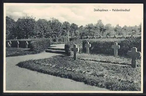 AK Stallupönen, Partie auf dem Heldenfriedhof