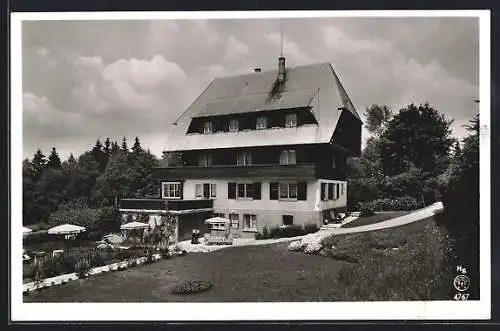 AK Hinterzarten /Schwarzw., Pension Fremdenheim Bergfried Fr. Hinz