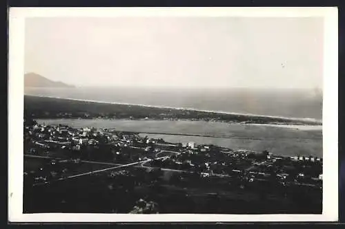 AK Itajai /Santa Catarina, Ortsansicht aus der Vogelschau mit Strand