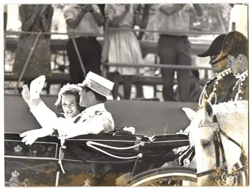 Fotografie dpa, Frankfurt / Main, Hochzeit König Konstantin von Griechenland mit Prinzessin Anne-Marie von Dänemark