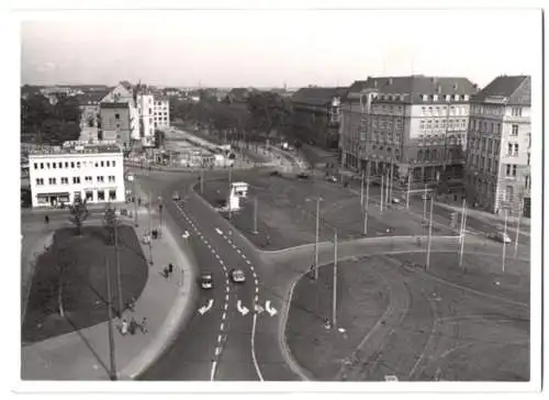 Fotografie Herbert Grohe, Hannover, Ansicht Hannover, Blick auf den Aegidientorplatz mit Dunlop Reifen Geschäft