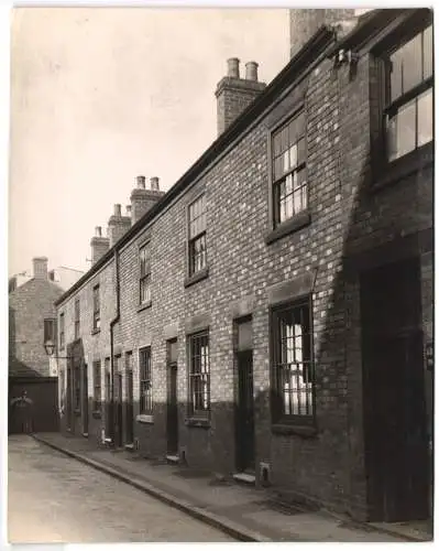 3 Fotografien unbekannter Fotograf, Ansicht Leicester, Charles Street Ecke Free Lane, Firma Brown Ford & Co.