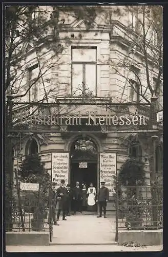 Foto-AK Köln-Neustadt, Restaurant Nellessen, Vorgebirgsstrasse Ecke Lothringer Strasse