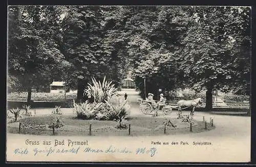 AK Bad Pyrmont, Partie aus dem Park m. Spielplätzen