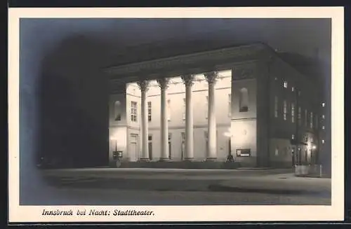 AK Innsbruck, Stadttheater bei Nacht