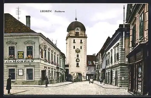 AK Leoben, Blick zum Stadtturm und Gasthaus Zum Mohren