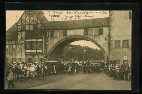 AK Hamburg, XVI. Deutsches Bundesschiessen 1909-Einzug der Königin v. Dänemark beim Festzug