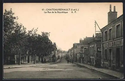 AK Chateaurenault, La Rue de la Republique